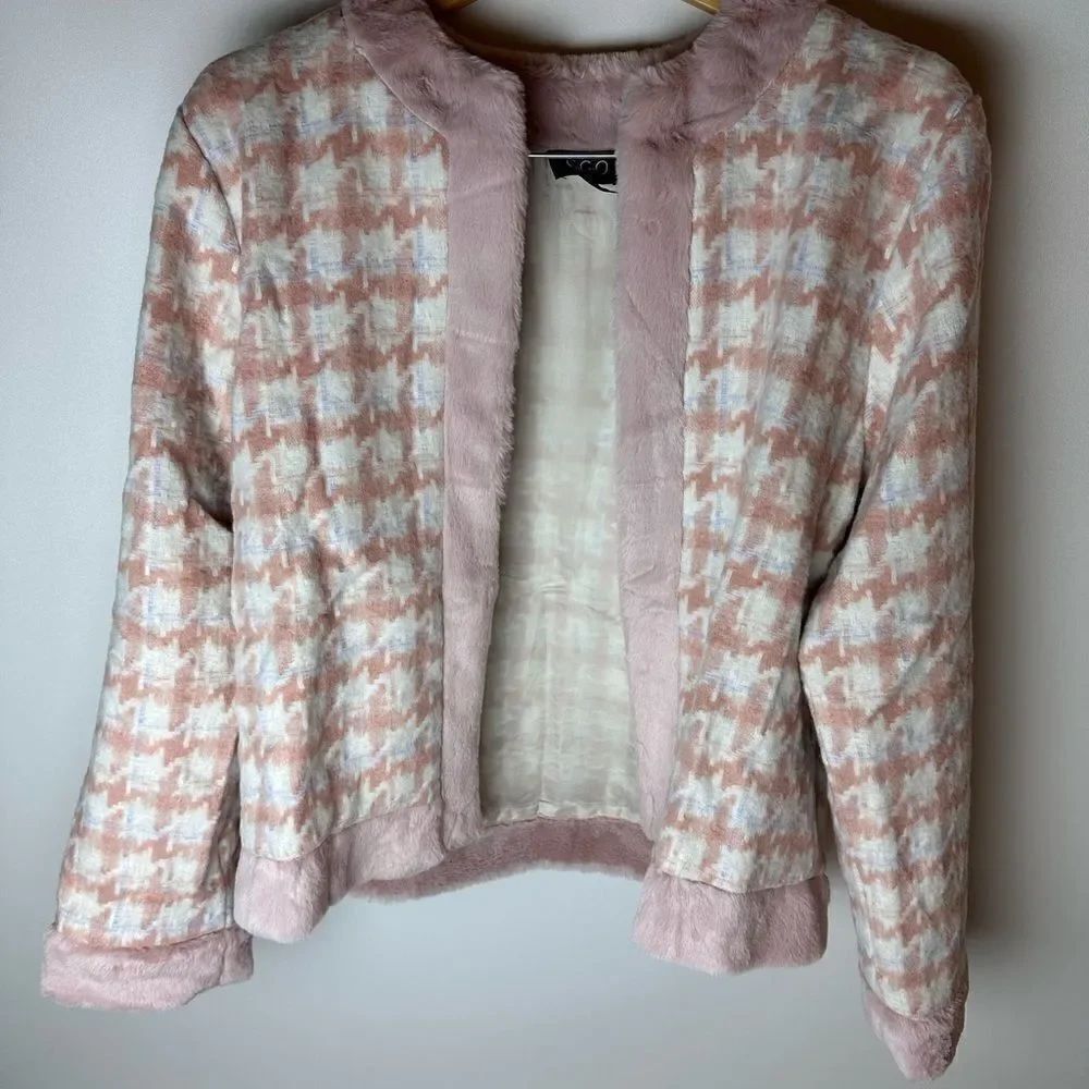 Pink Fur trimmed houndstooth jacket - Picture 5 of 11